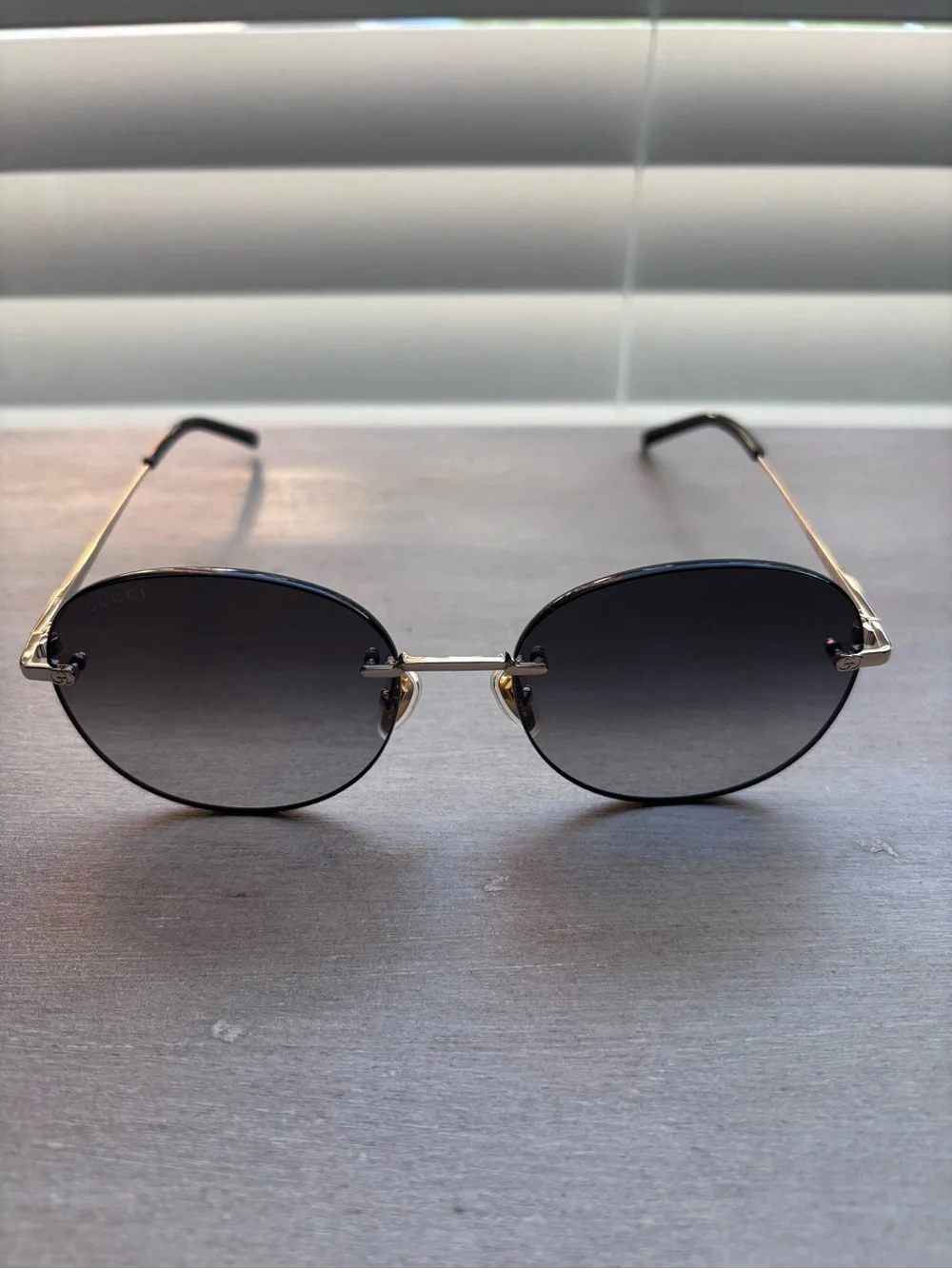 Gucci frameless black
